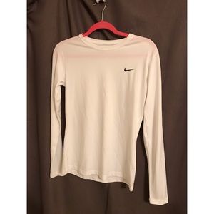 Nike Fit Dry Long Sleeve Shirt